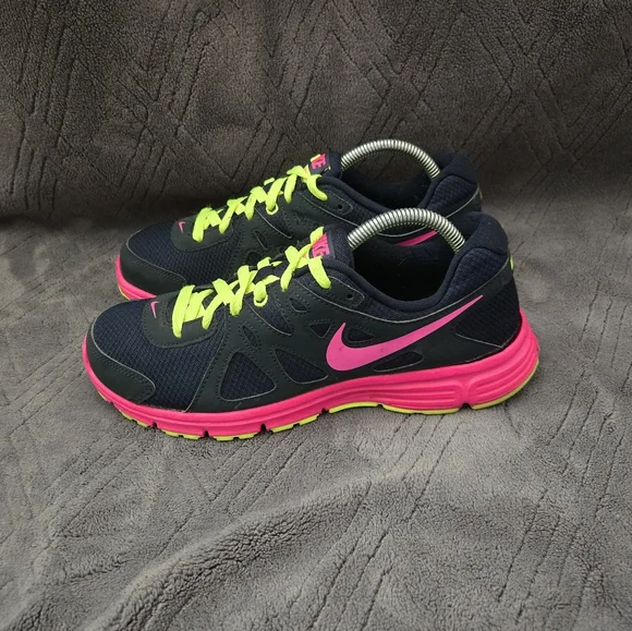 Nike Revolution 2 Running Shoes Womens Sz 10 Athletic Sneakers Trainers Black. - Picture 2 of 9